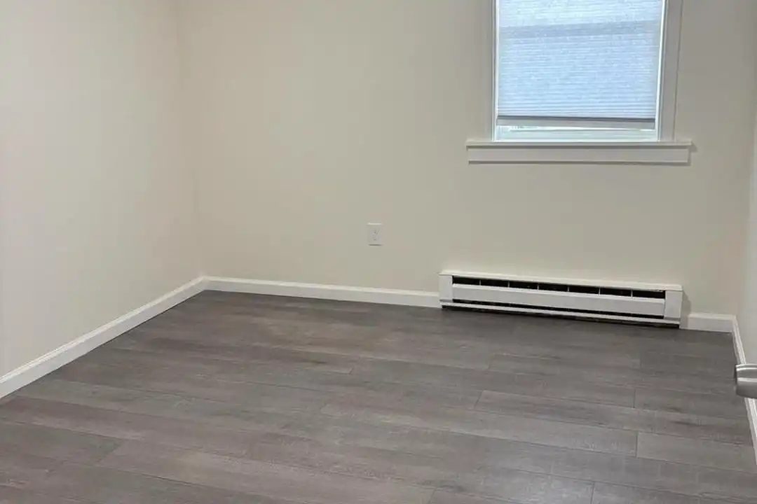 532 N Easton Rd - View 5