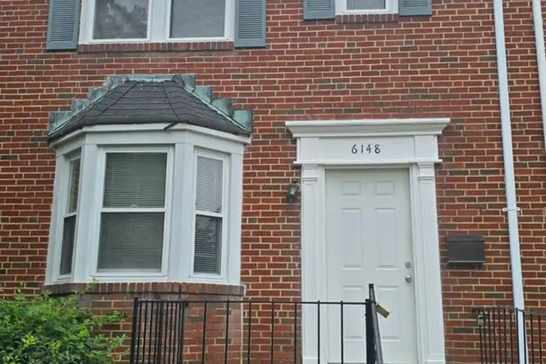 6148 Parkway Dr unit B – photo 1