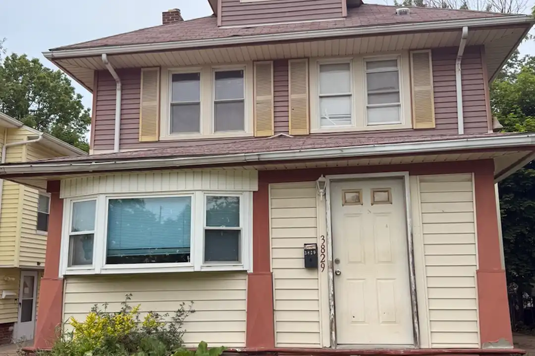 3829 Delmore Rd – photo 1