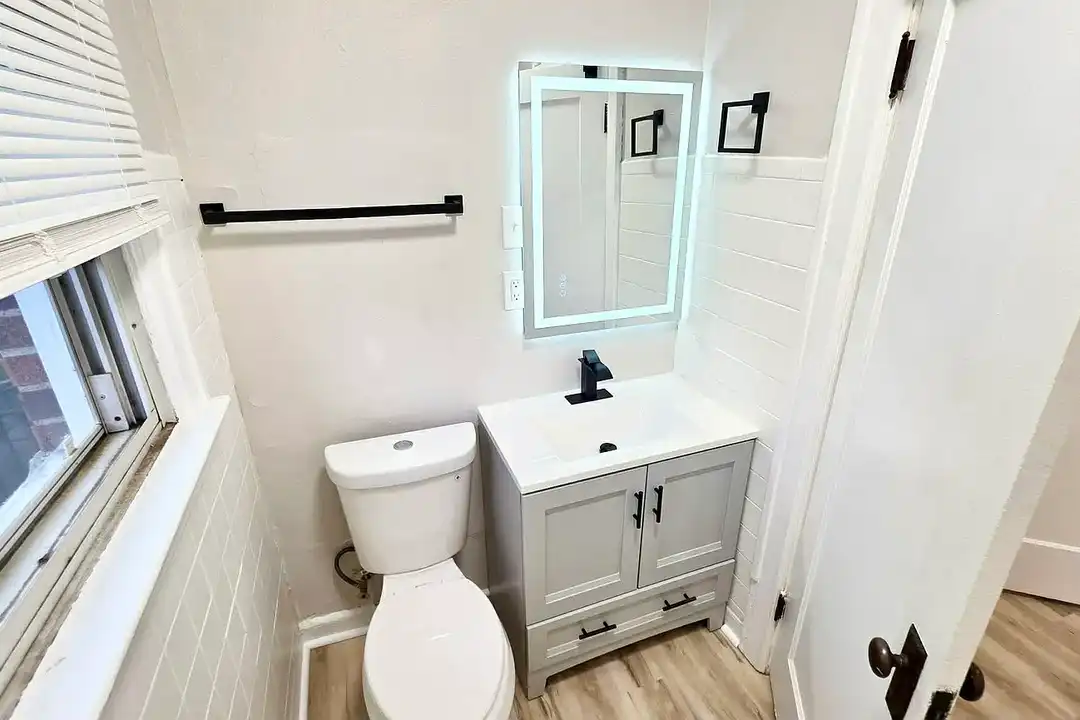 Bellevue Park Apartments – photo 1