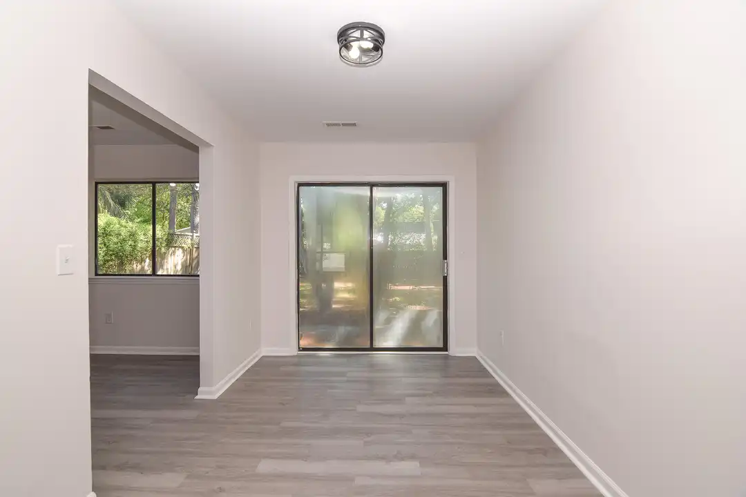206 Tram Blvd - View 4