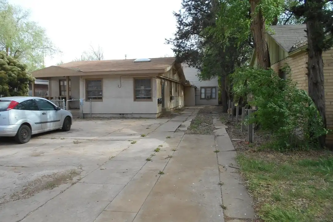 2217 24th St #A – photo 1
