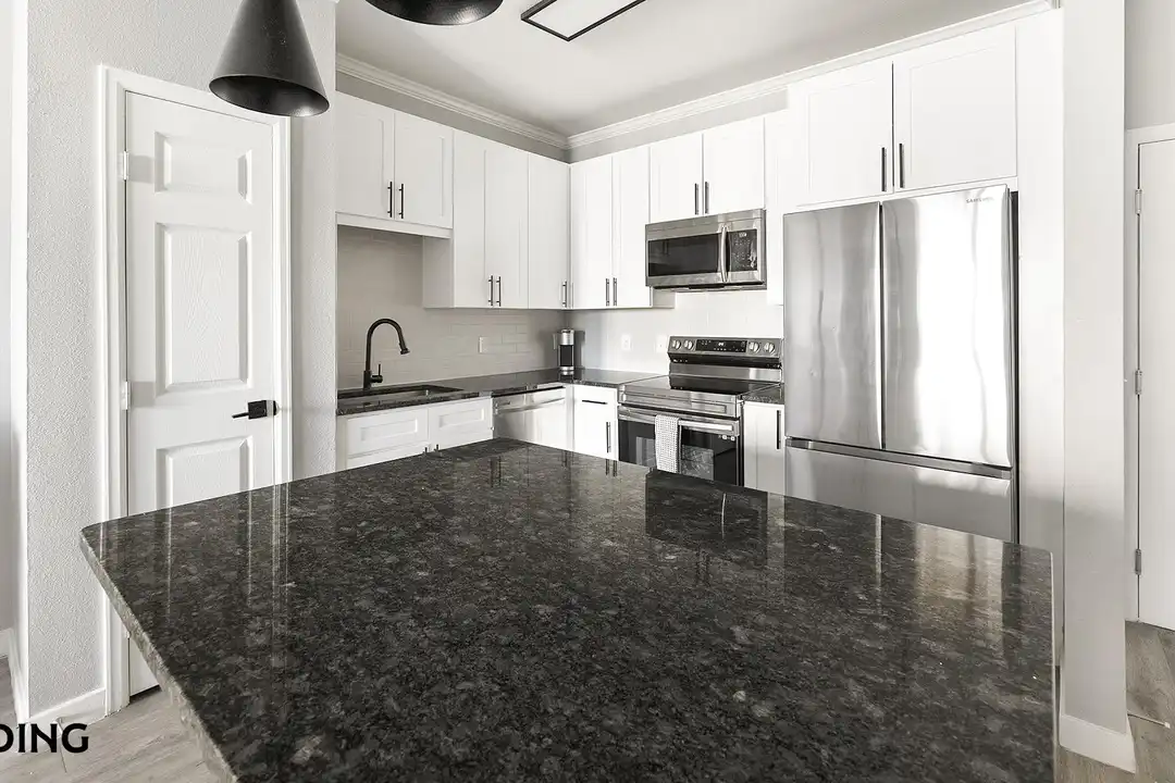 901 Colorado Blvd unit 5111 – pohled 4