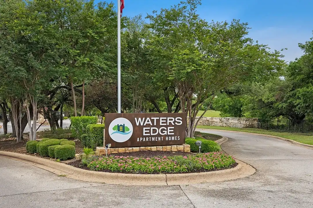 Waters Edge Apartment Homes - More