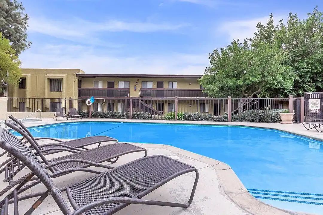 Heritage Park Alta Loma 55+ - View 5
