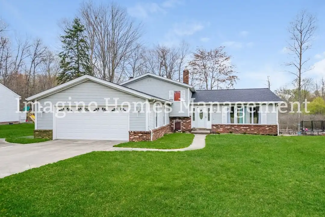 34876 S Side Park Dr – photo 1