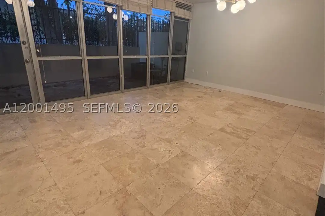 2666 Tigertail Ave #114 - View 3