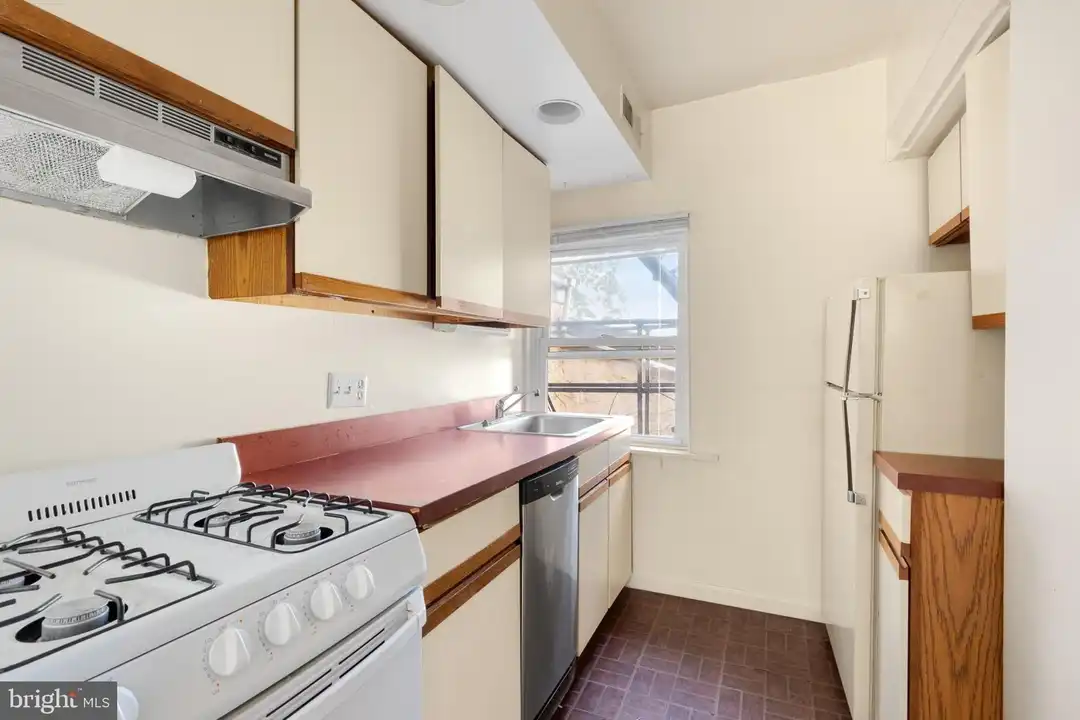 Apartment in Philadelphia - View 2