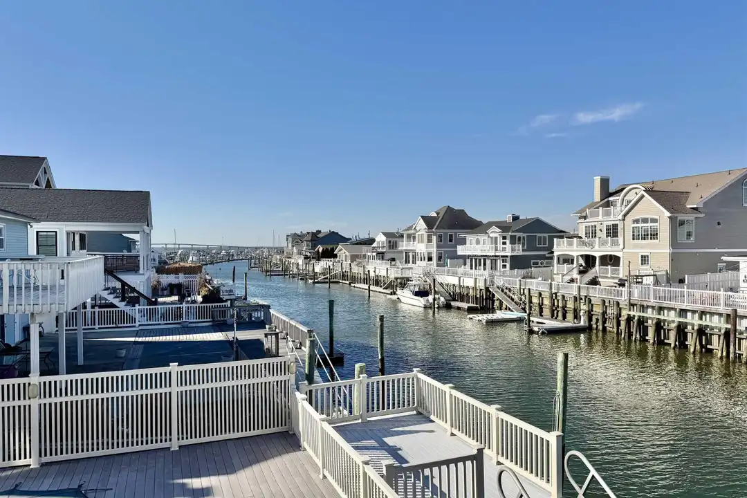 31 Seaview Dr - More