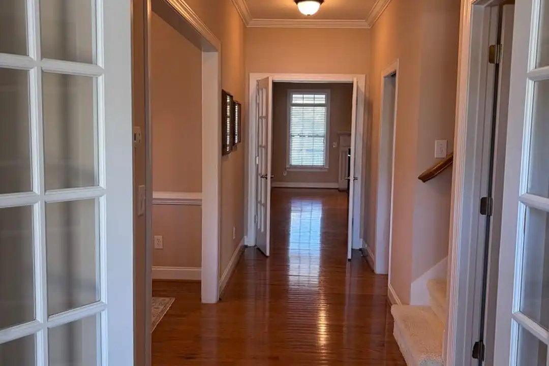125 Gramercy Ct - View 3