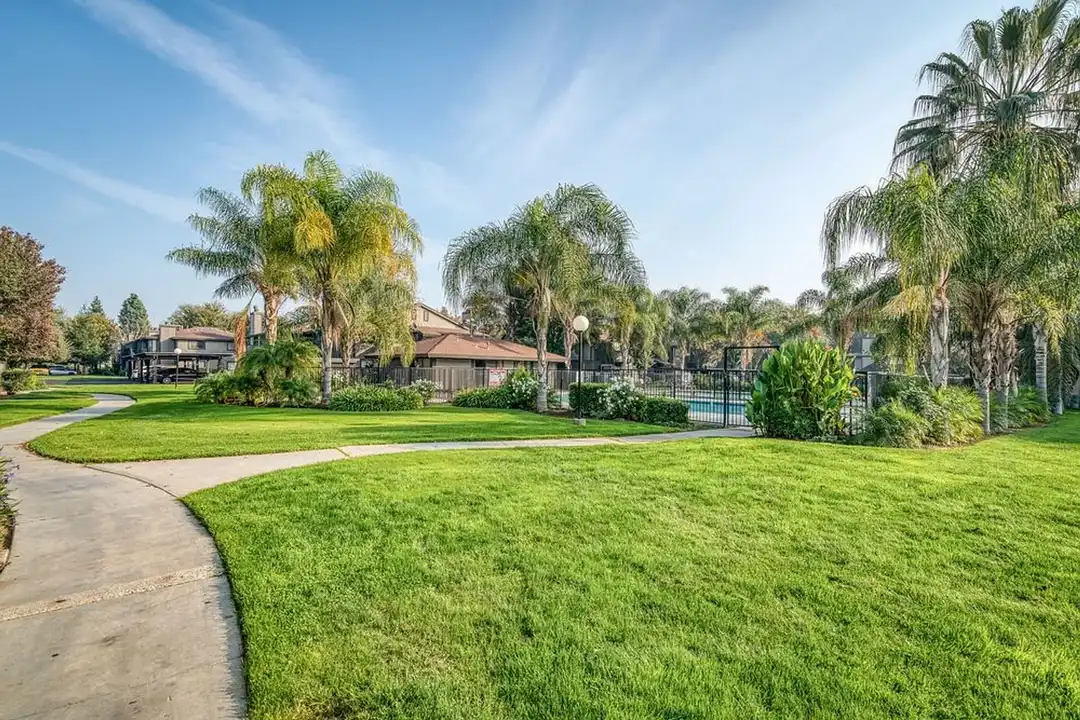 Ranchwood Condos – photo 1