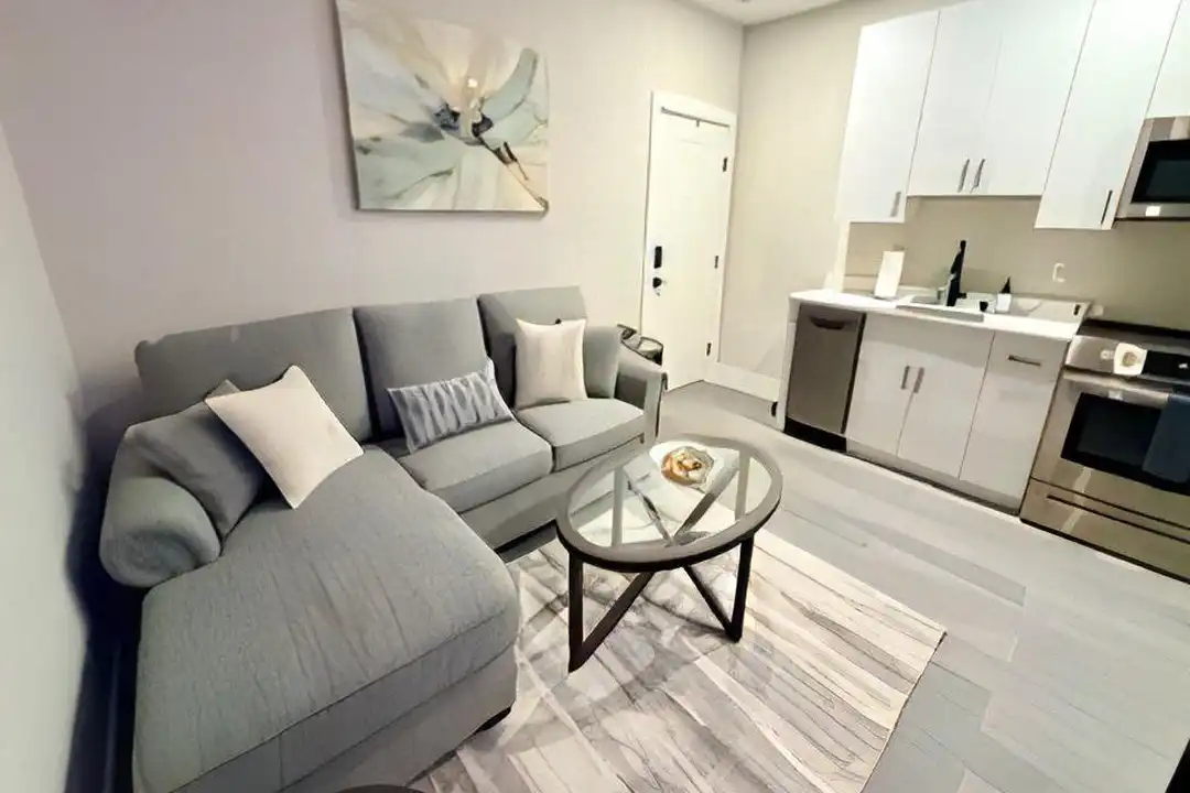 824 18th St NE unit 001 - More