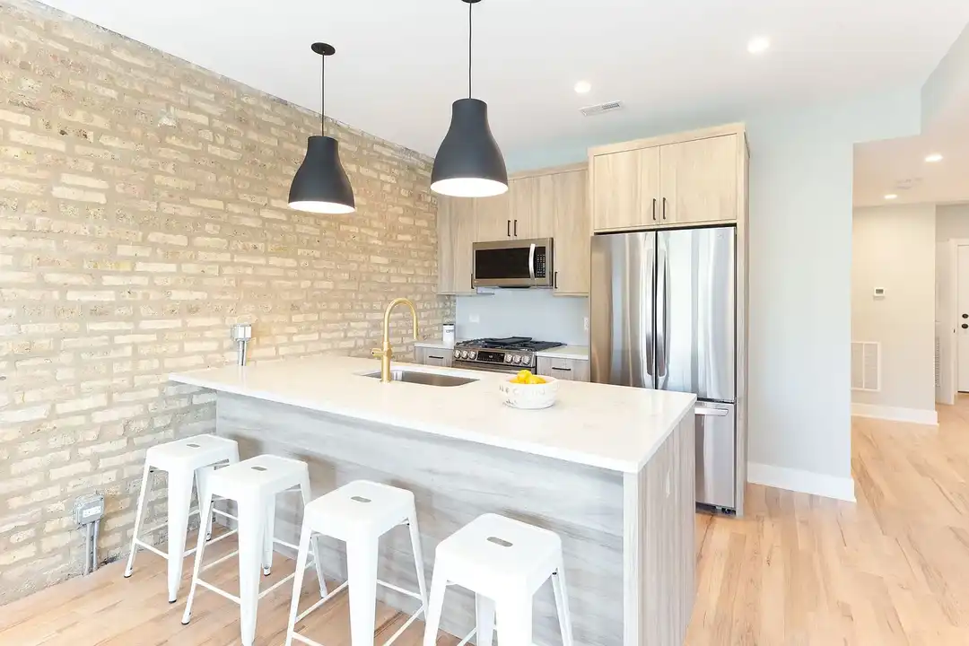 2455-57 W. Logan / 2535-41 N. Campbell - More
