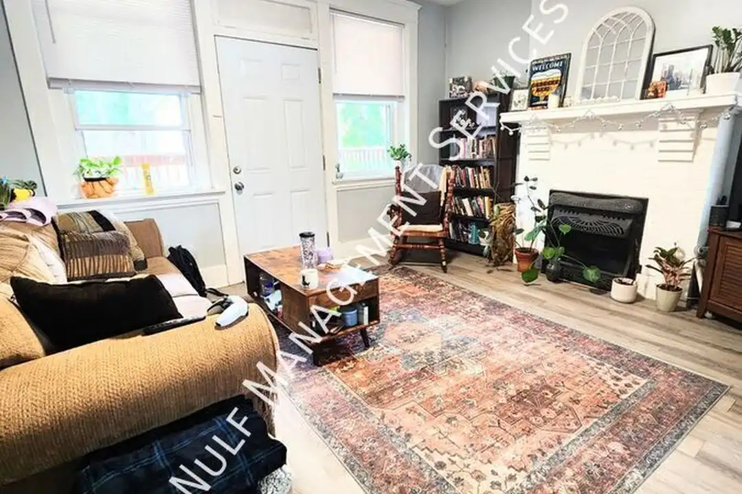 Apartment in Pittsburgh - View 2