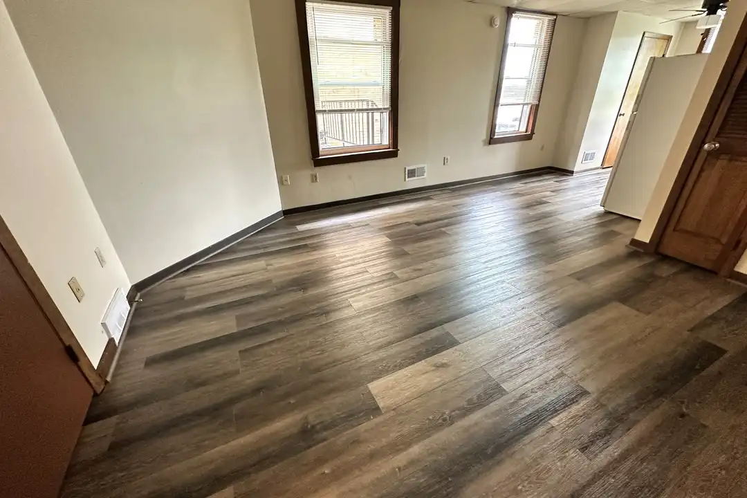 525 Larimer Ave unit 18 – photo 1