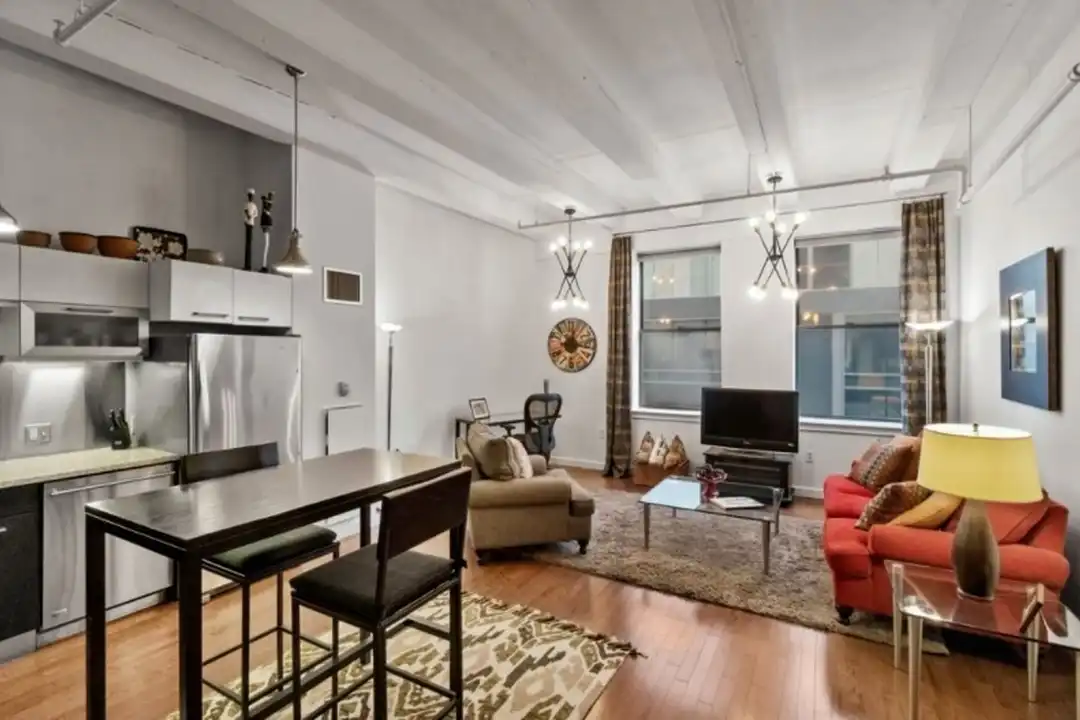 88 Kingston St unit 3E – photo 1
