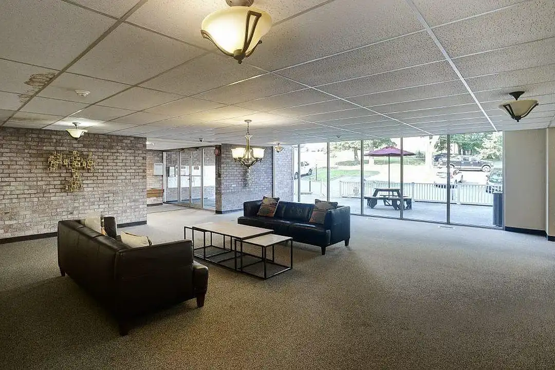 Governors House – photo 1 of 16