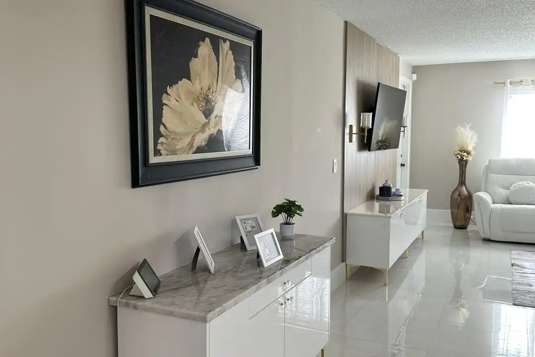 2820 Tennis Club Dr unit 408 - View 4