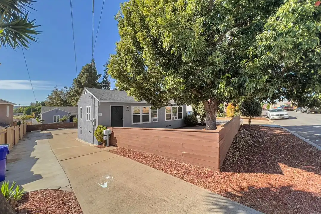 2332 Westwood St – photo 1