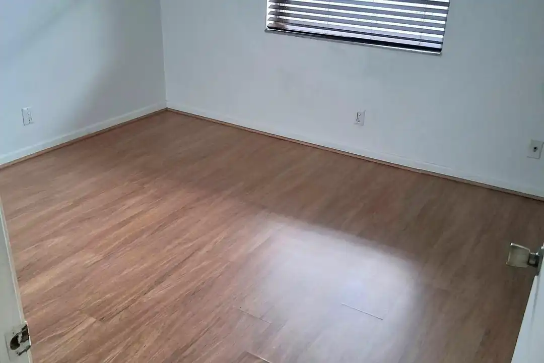 3301 NW 47th Terrace #403 - More