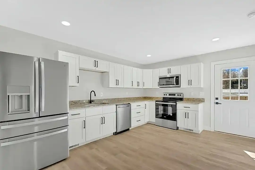 12150 Arbor St unit 12150-A - View 4
