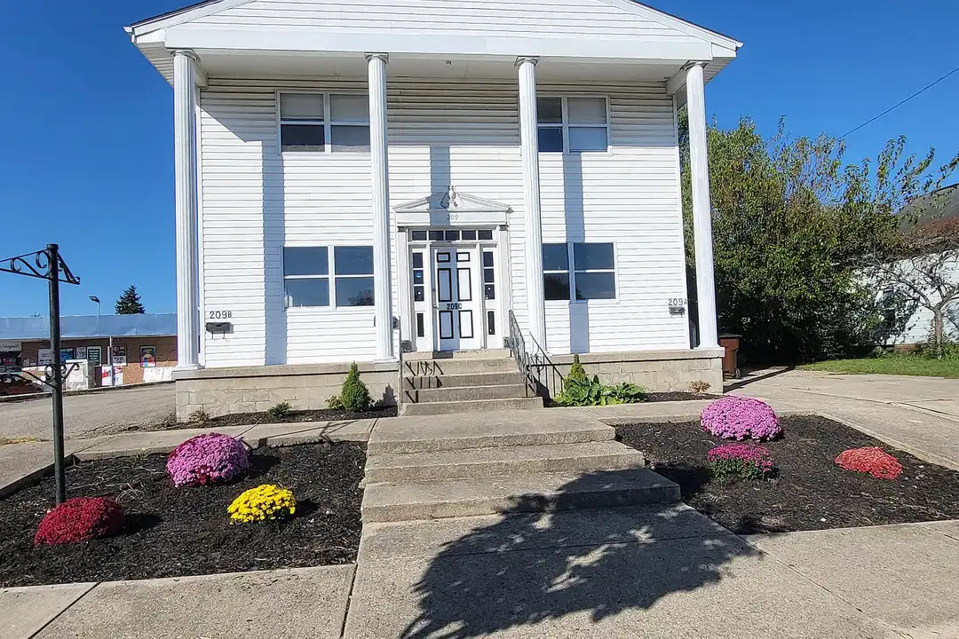 209 E Main St unit c – photo 1