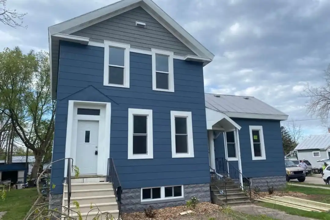 201 Elm Ave unit 281 McDonald – photo 1 of 8