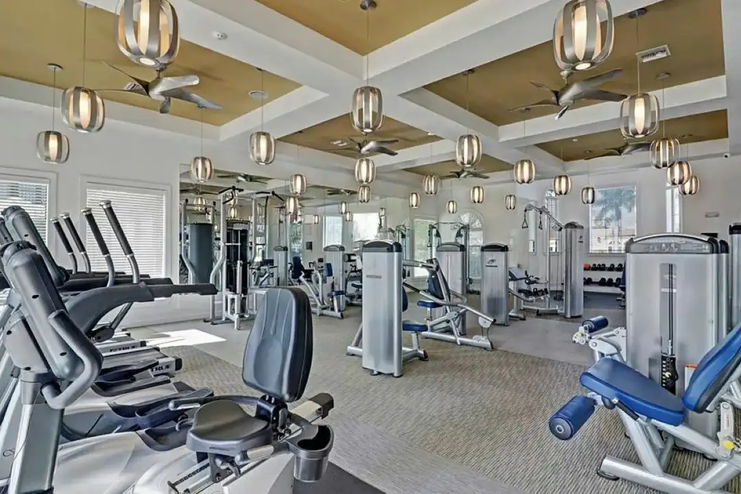 Apartment in Pompano Beach - More