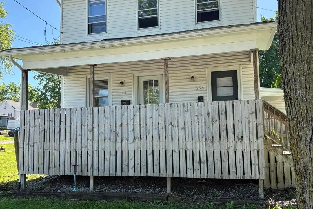 22 Estelle St – photo 1