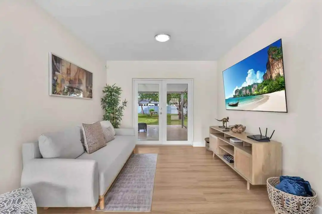 8225 SW 39th St unit 1373700P - View 3