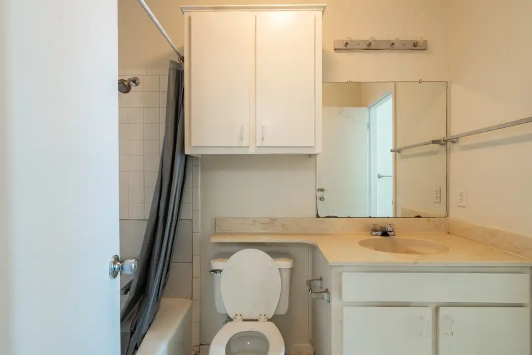 2905 Swisher St unit 306 - View 4