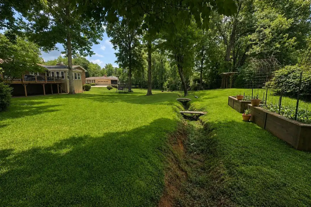 2653 Club Valley Dr NE - More
