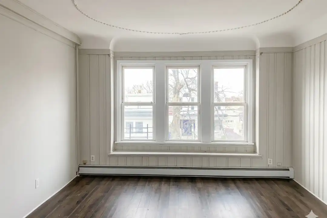 37 Quincy Ave unit 1 - View 2