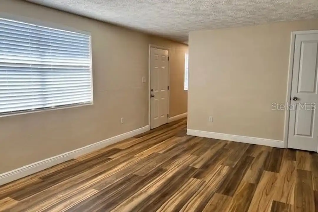6413 Sutters Mill Rd - View 4