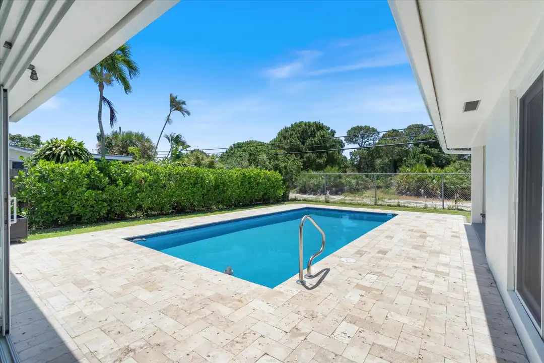 108 SE 31st Ave - More