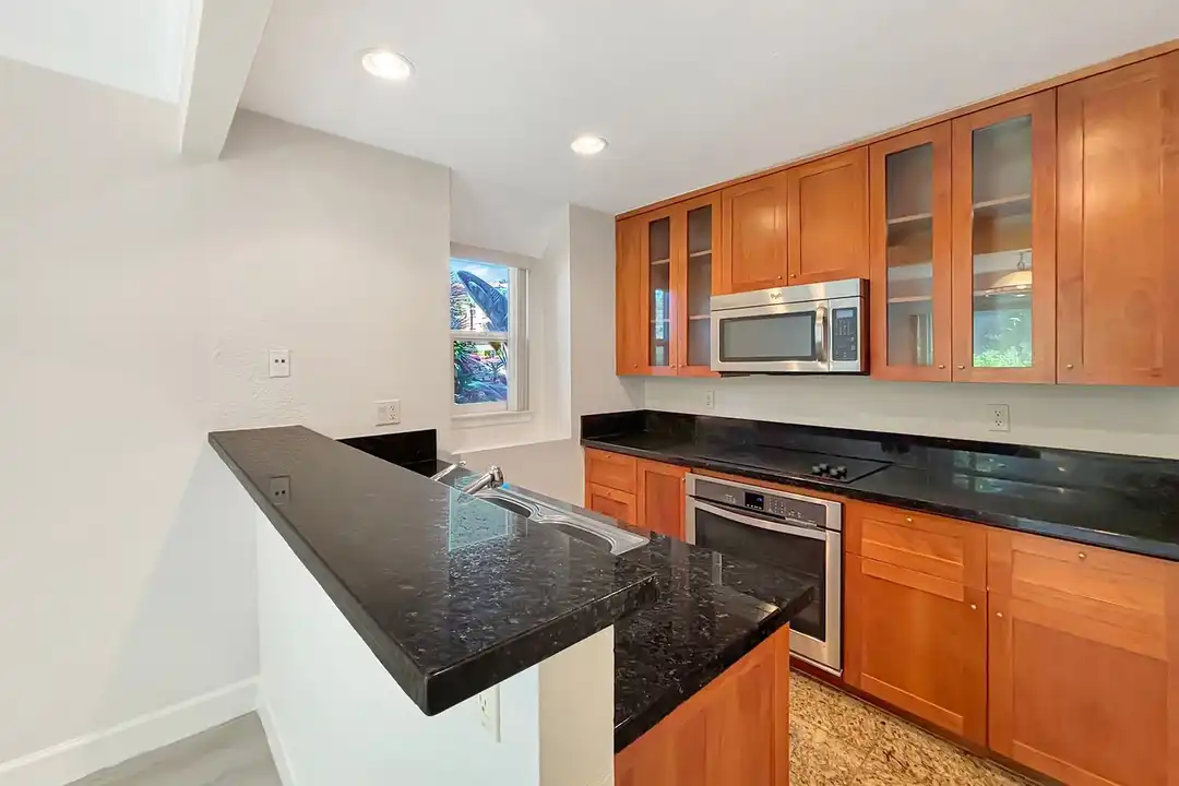 8503 Villa La Jolla Dr unit J – další