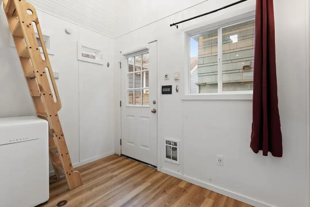 756 N 103rd St unit Unit C – pohled 2
