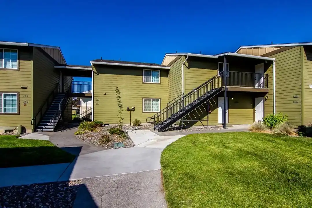 Apartment in Hermiston - View 3