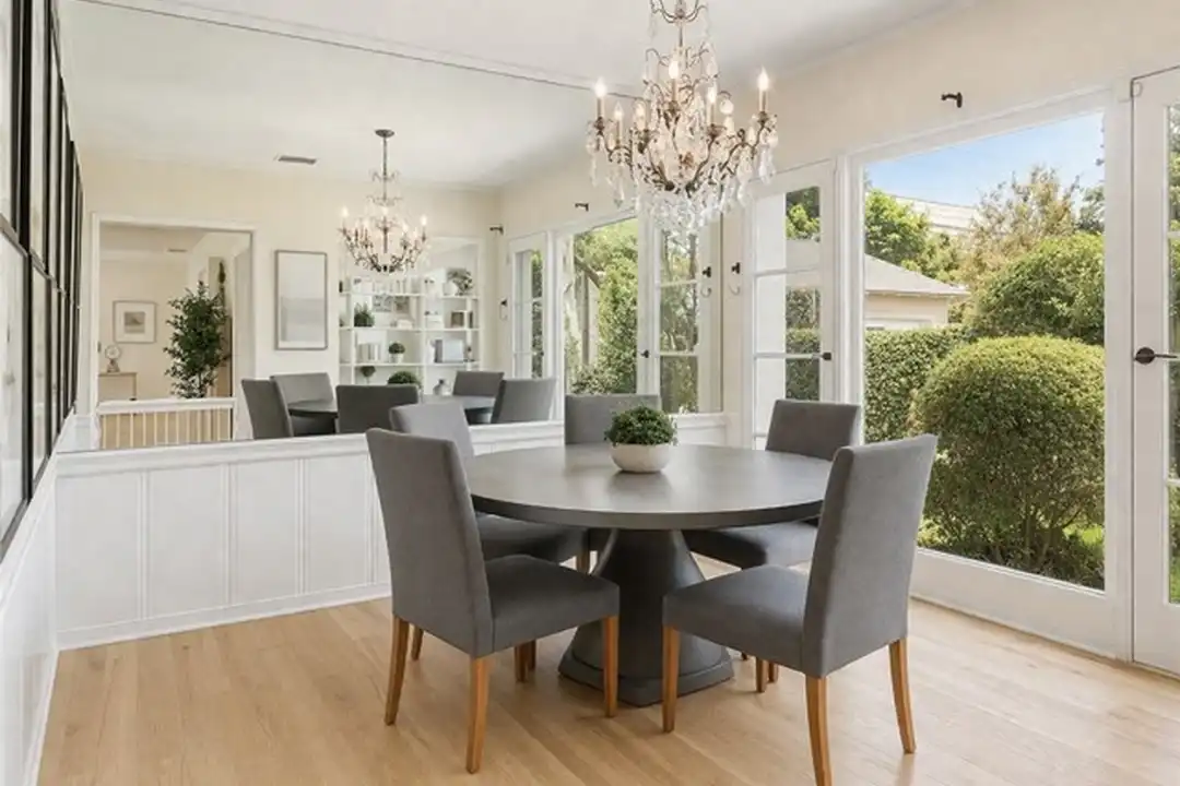4603 Longridge Ave - View 3