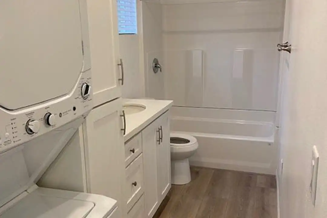 734 E Princeton St unit B - View 4