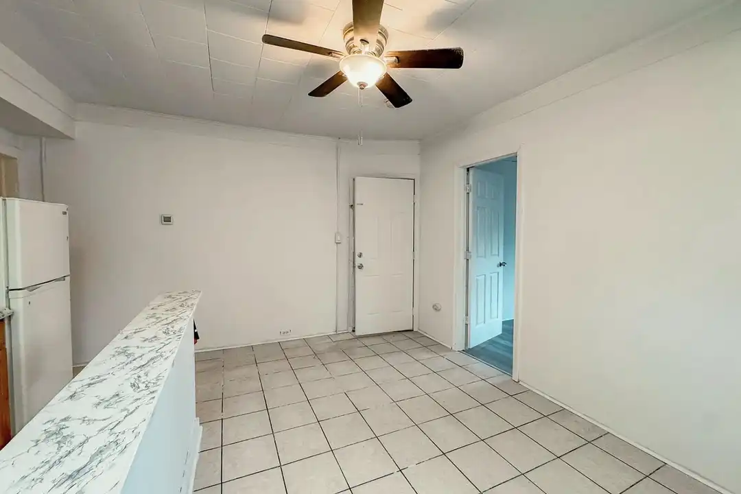 100 W Main St #A - View 5