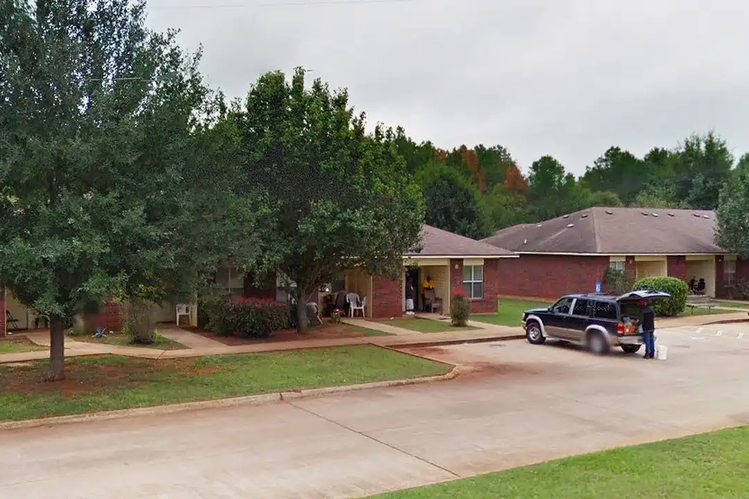1000 Desoto Dr unit 102 - View 3