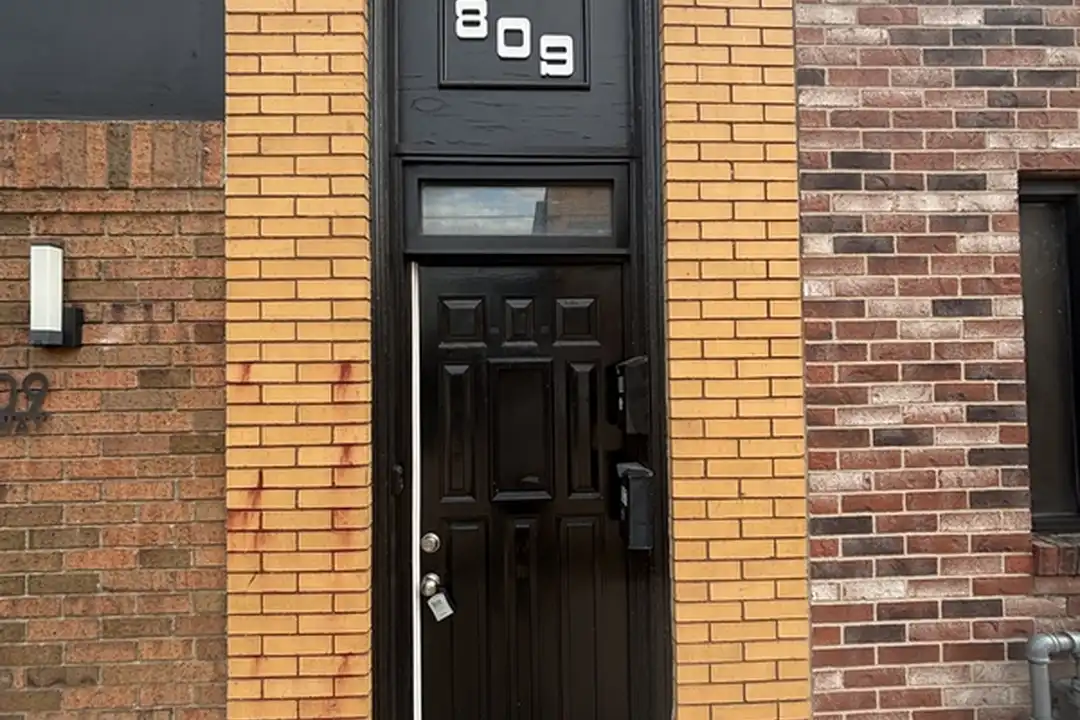 809 Broadway Ave unit 2 – photo 1 of 13
