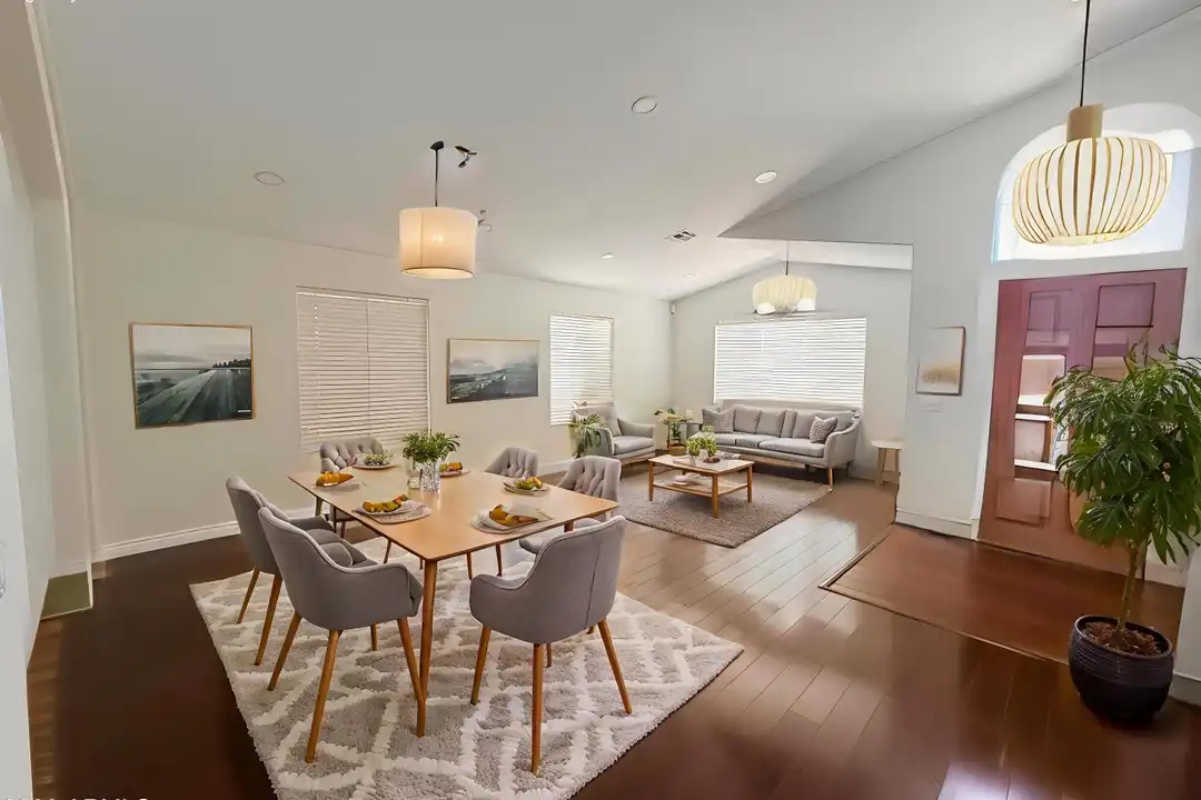 House in Glendale, Overland Trail, Deer Valley - View 2