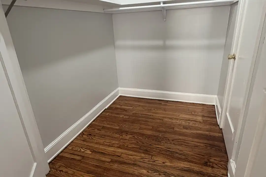 50 Jones St unit 306 - View 4