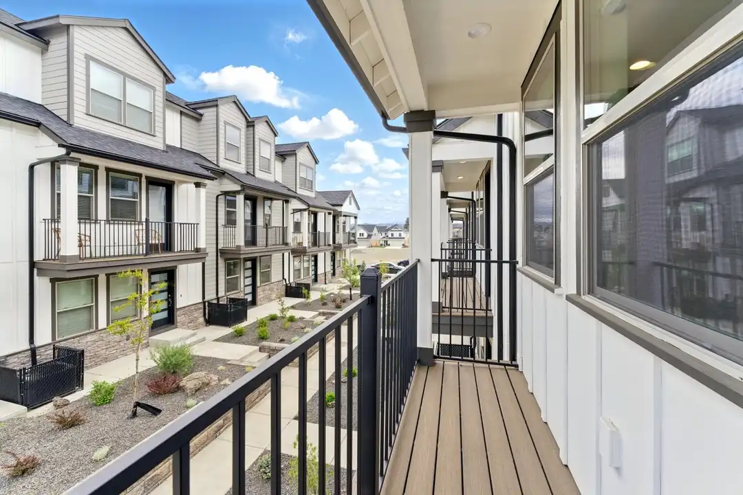 20578 SE Nina Ave - View 3