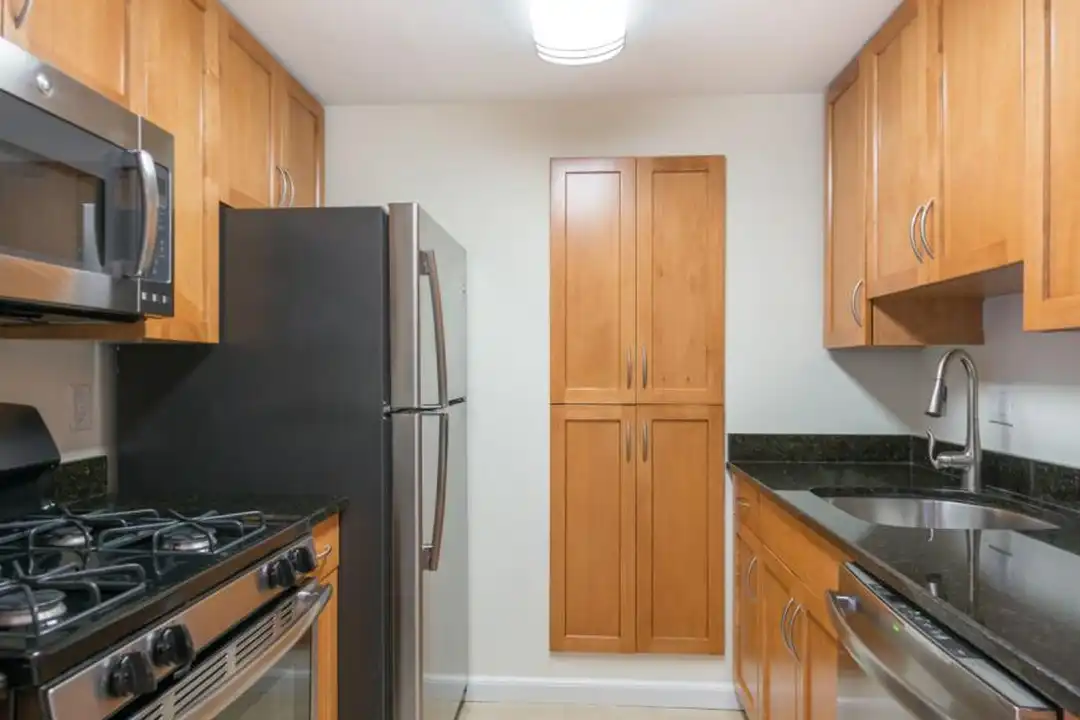 46 Gerry Rd – photo 1