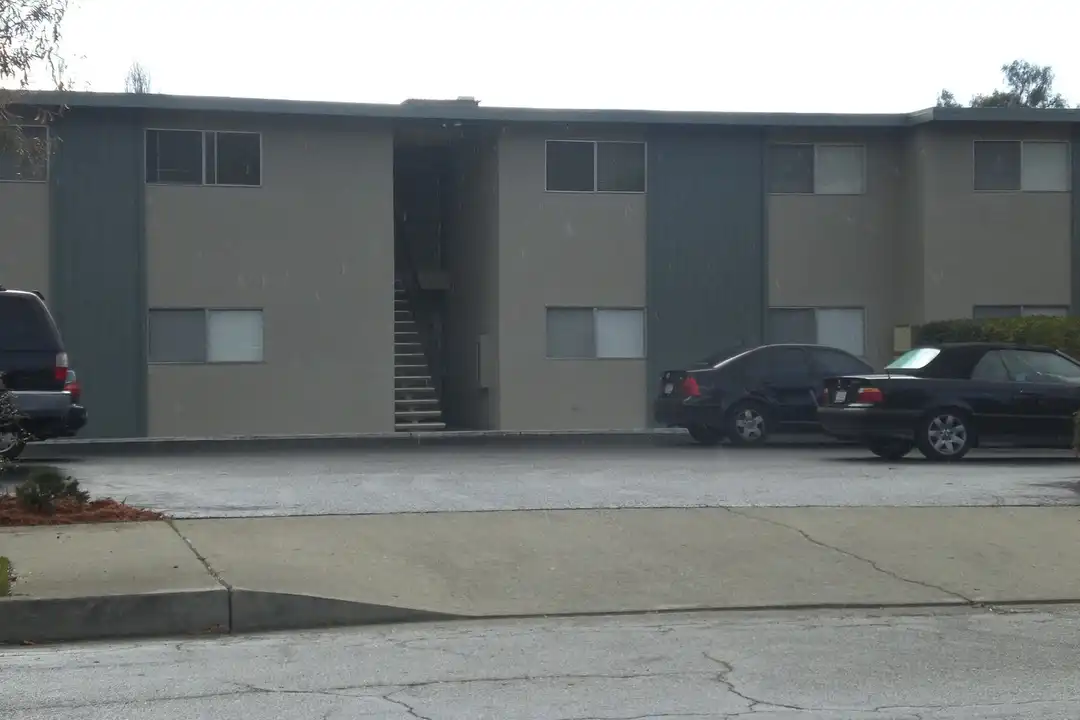 Apartment in San Luis Obispo - View 2
