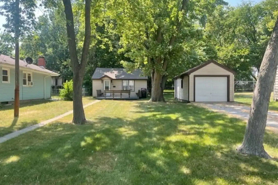809 Kingsley St – photo 1