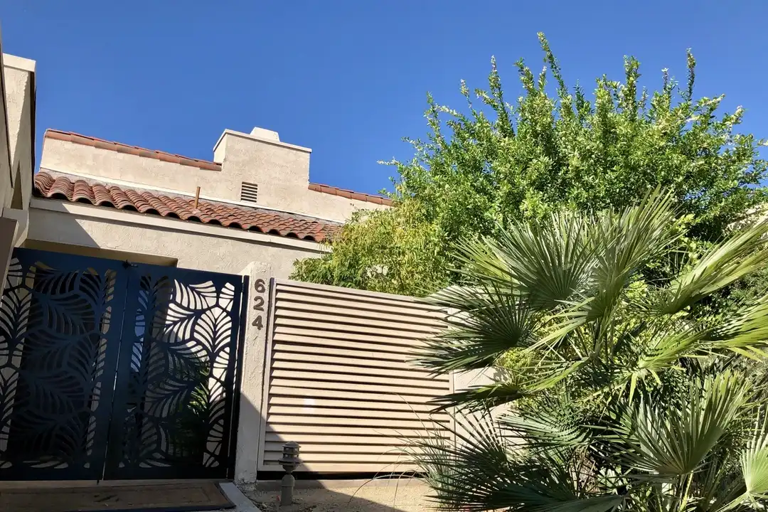 624 Hospitality Dr - View 5